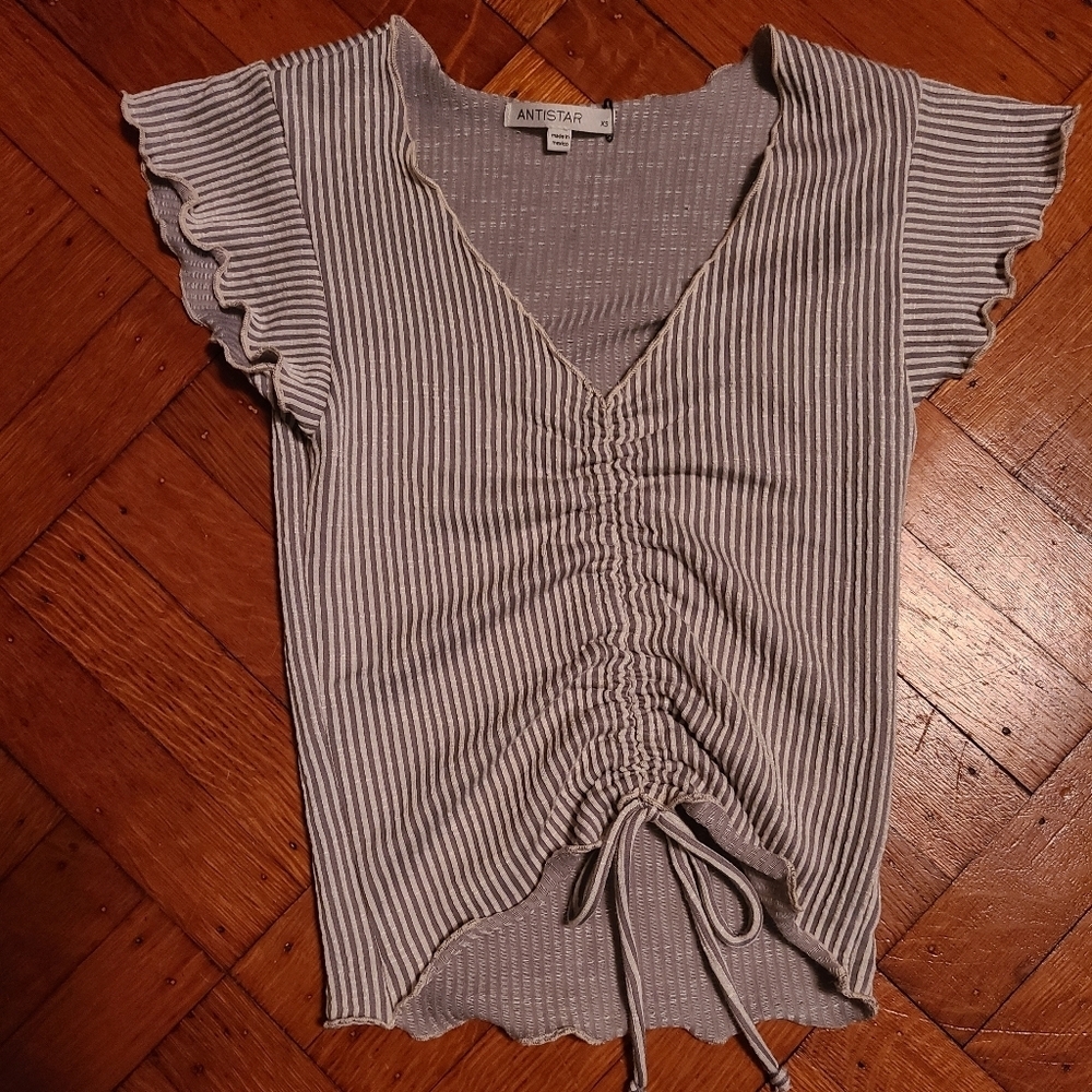 Cute crop top xs nwot